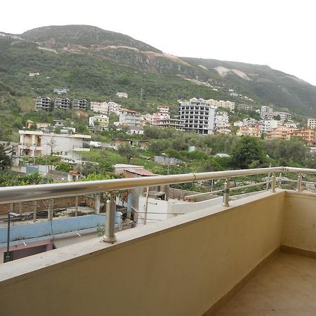 Elis Apartment Vlorë エクステリア 写真