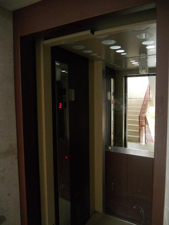 Elis Apartment Vlorë エクステリア 写真