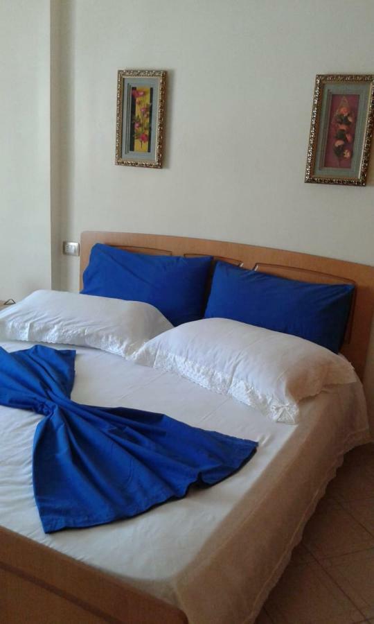Elis Apartment Vlorë エクステリア 写真